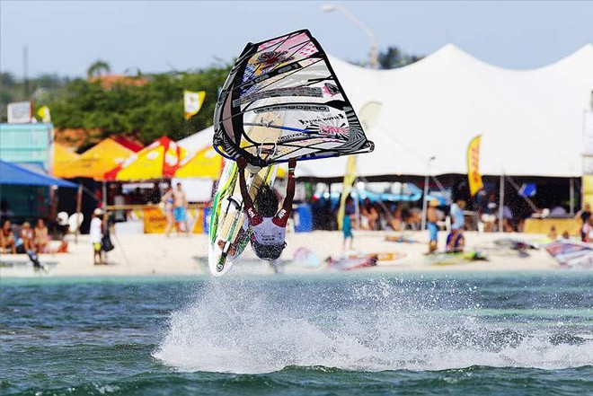 Kiri Thode - PWA Aruba Hi Winds Grand Slam 2011 ©  John Carter / PWA http://www.pwaworldtour.com